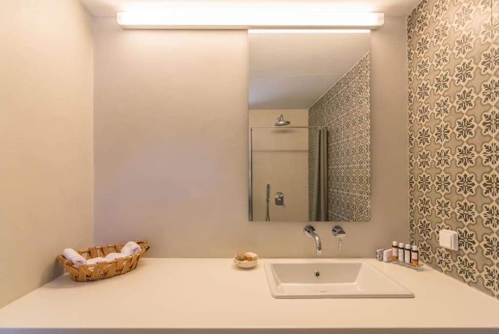 אדאמאס Gazia Guesthouse Milos מראה חיצוני תמונה